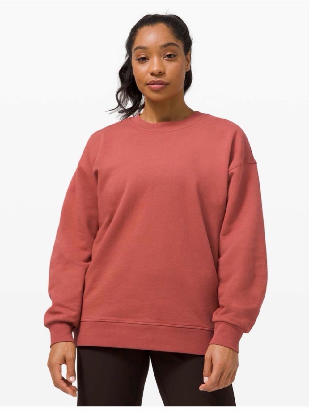 Lululemon Perfectly Oversized Crew
Soft Cranberry